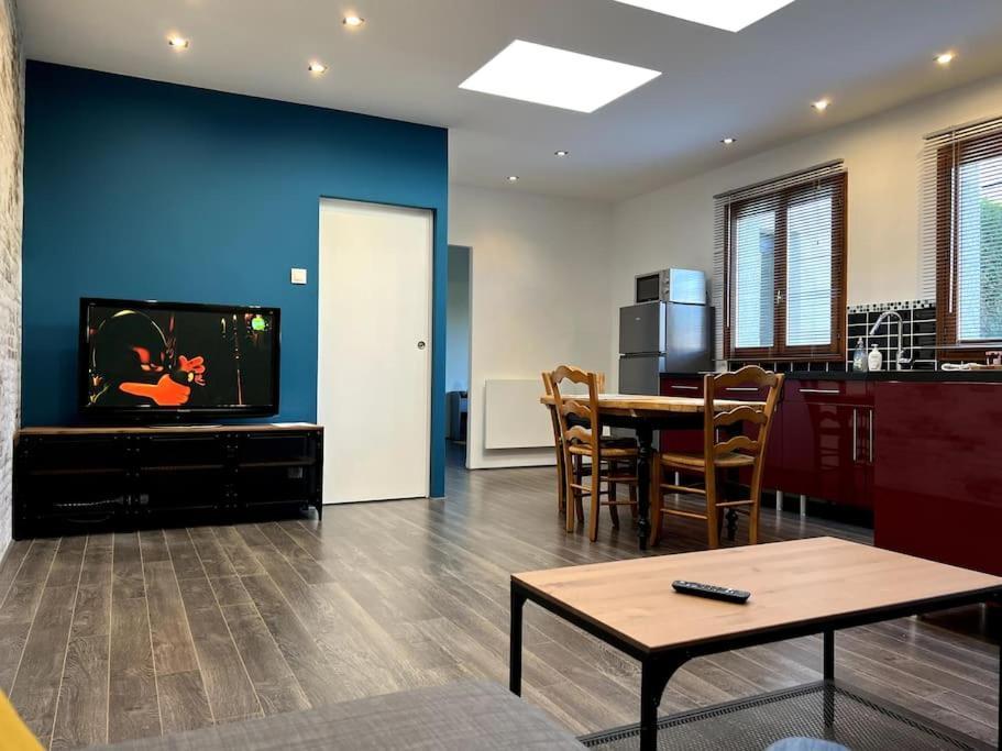 Appartement Calme Au Coeur Du Jardin Violaines Buitenkant foto