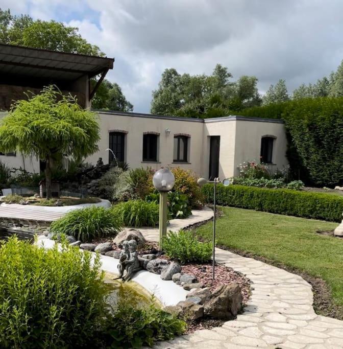 Appartement Calme Au Coeur Du Jardin Violaines Buitenkant foto